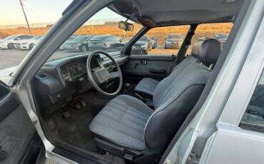 Toyota-corolla-1987-silver-83