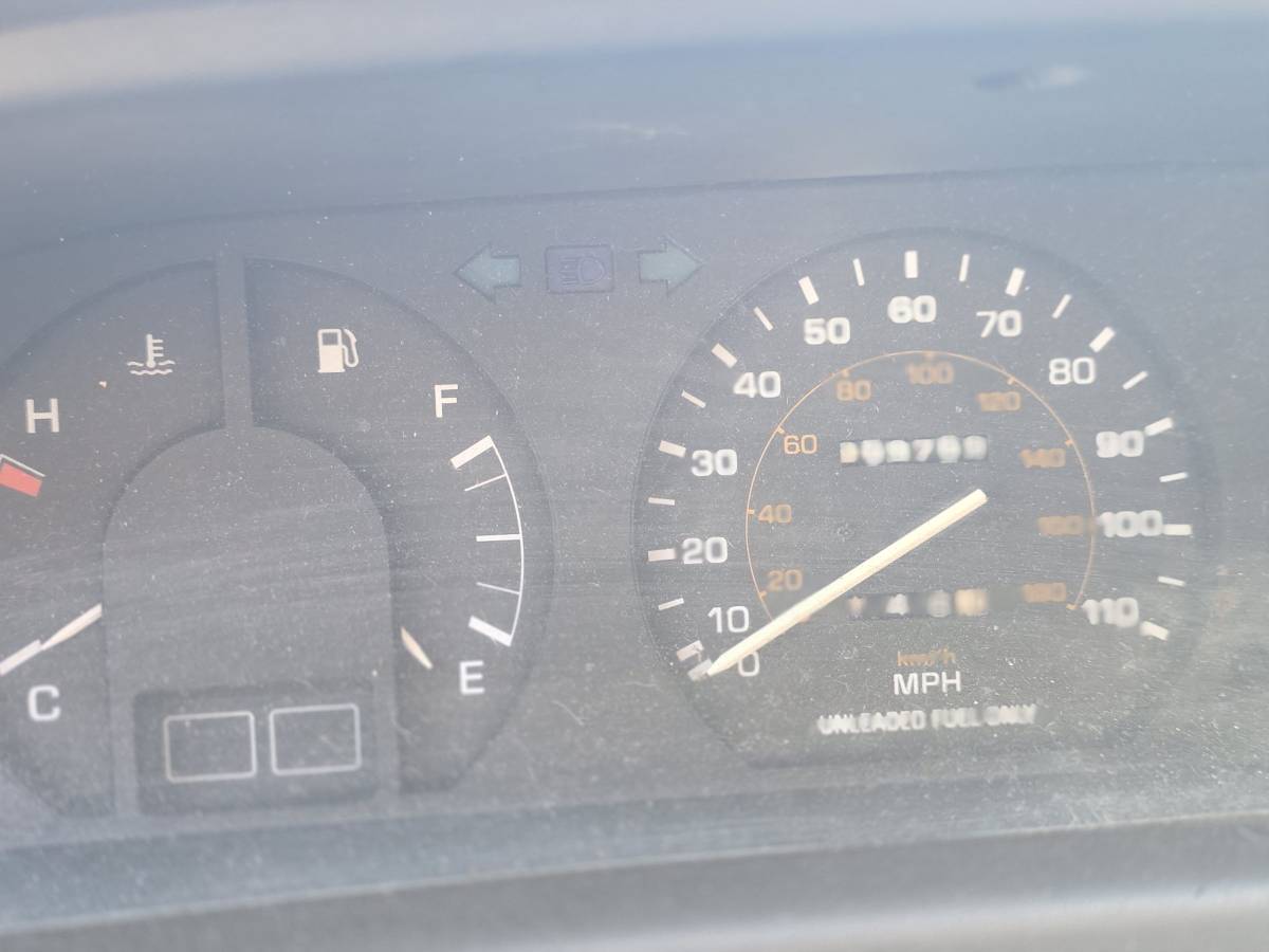 Toyota-corolla-1990-white-21