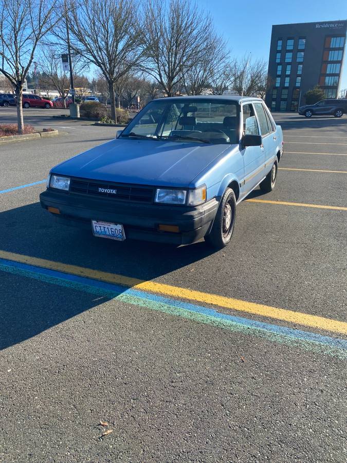 Toyota-corolla-ae82-dlx-1986-blue-1