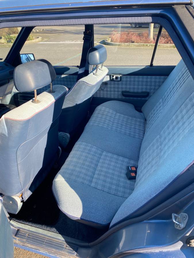 Toyota-corolla-ae82-dlx-1986-blue-6