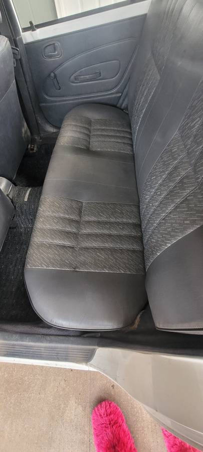 Toyota-corolla-diesel-1992-white-4