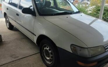 Toyota-corolla-diesel-1992-white-6