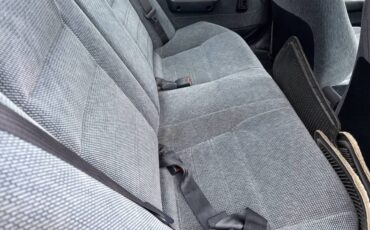 Toyota-corolla-dx-4dr-sedan-1995-7