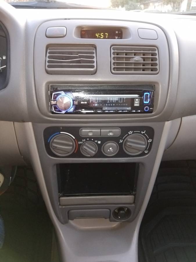 Toyota-corolla-le-1991-12