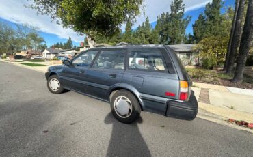 Toyota-corolla-wagon-1991-3