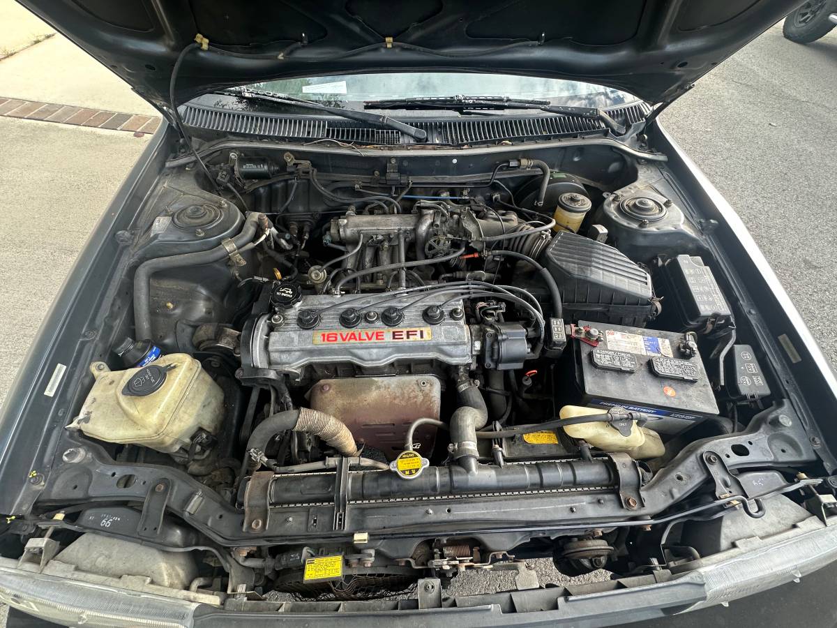 Toyota-corolla-wagon-1991-6