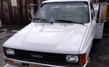 Toyota-dually-service-body-wrack-1987-white