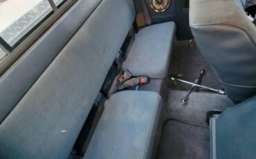 Toyota-extra-cab-pickup-1989-white-10