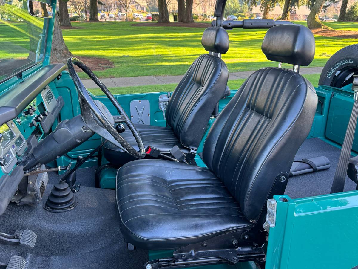 Toyota-fj40-1972-green-13