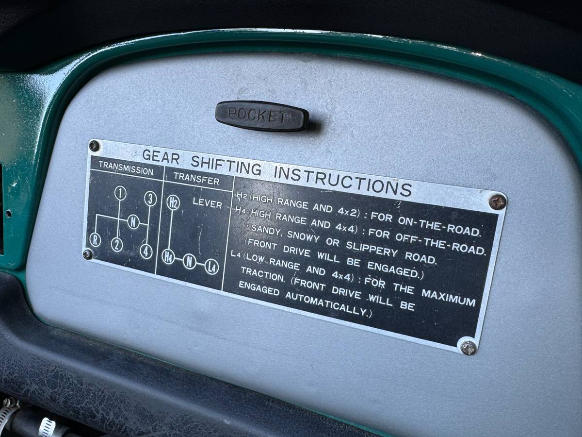 Toyota-fj40-1972-green-27