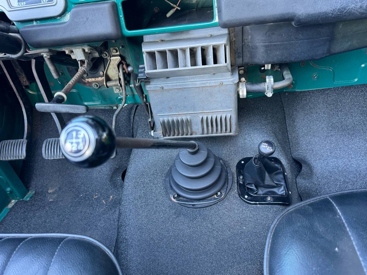 Toyota-fj40-1972-green-6