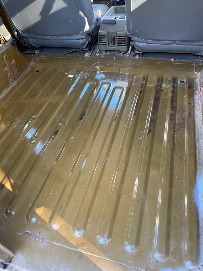 Toyota-fj40-1982-brown-11