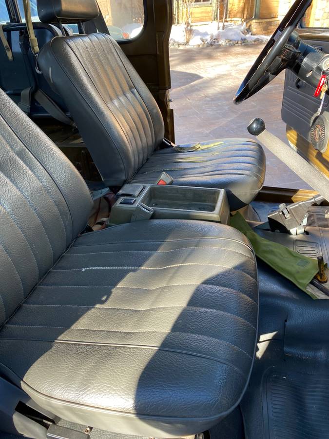 Toyota-fj40-1982-brown-14