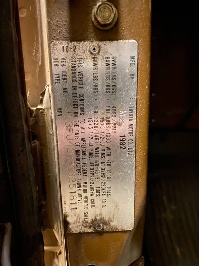 Toyota-fj40-1982-brown-5