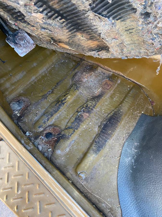 Toyota-fj40-1982-brown-8