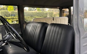 Toyota-fj43-land-cruiser-1970-grey-12