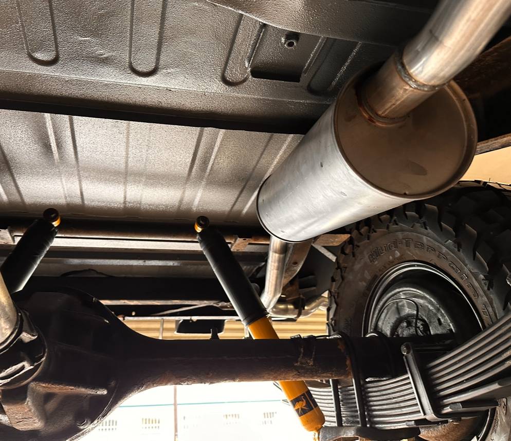 Toyota-fj43-land-cruiser-1970-grey-30