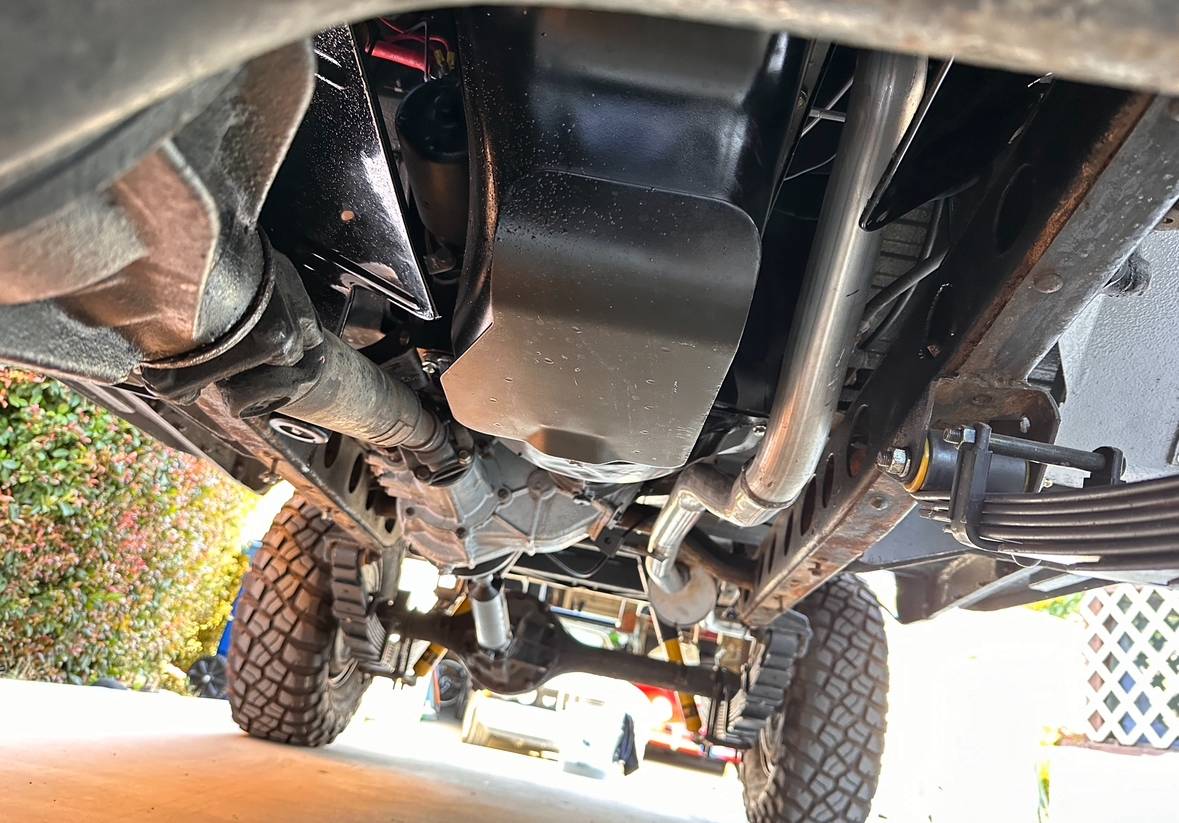 Toyota-fj43-land-cruiser-1970-grey-98