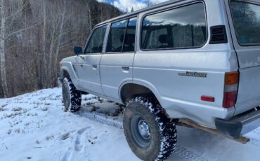Toyota-fj60-1986-silver-3