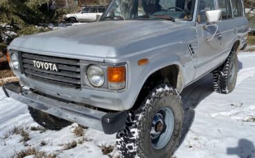 Toyota-fj60-1986-silver-6