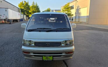 Toyota-hiace-diesel-1996-1