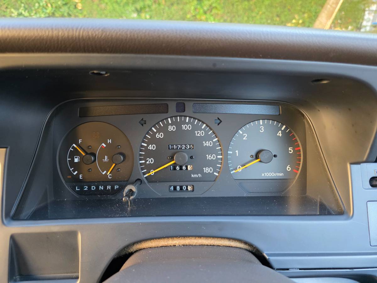 Toyota-hiace-diesel-1996-10