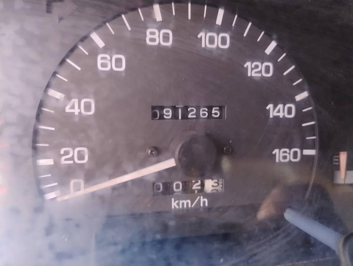 Toyota-hilux-diesel-1994-16