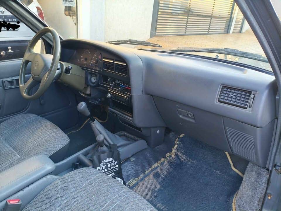 Toyota-hilux-diesel-1994-20