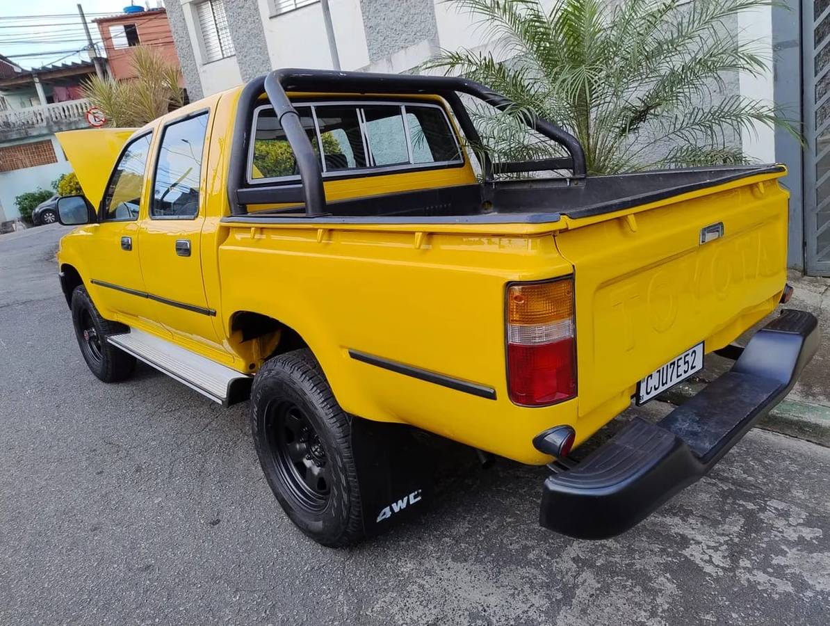 Toyota-hilux-diesel-1994-9