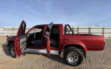Toyota-hilux-diesel-1995-red-10