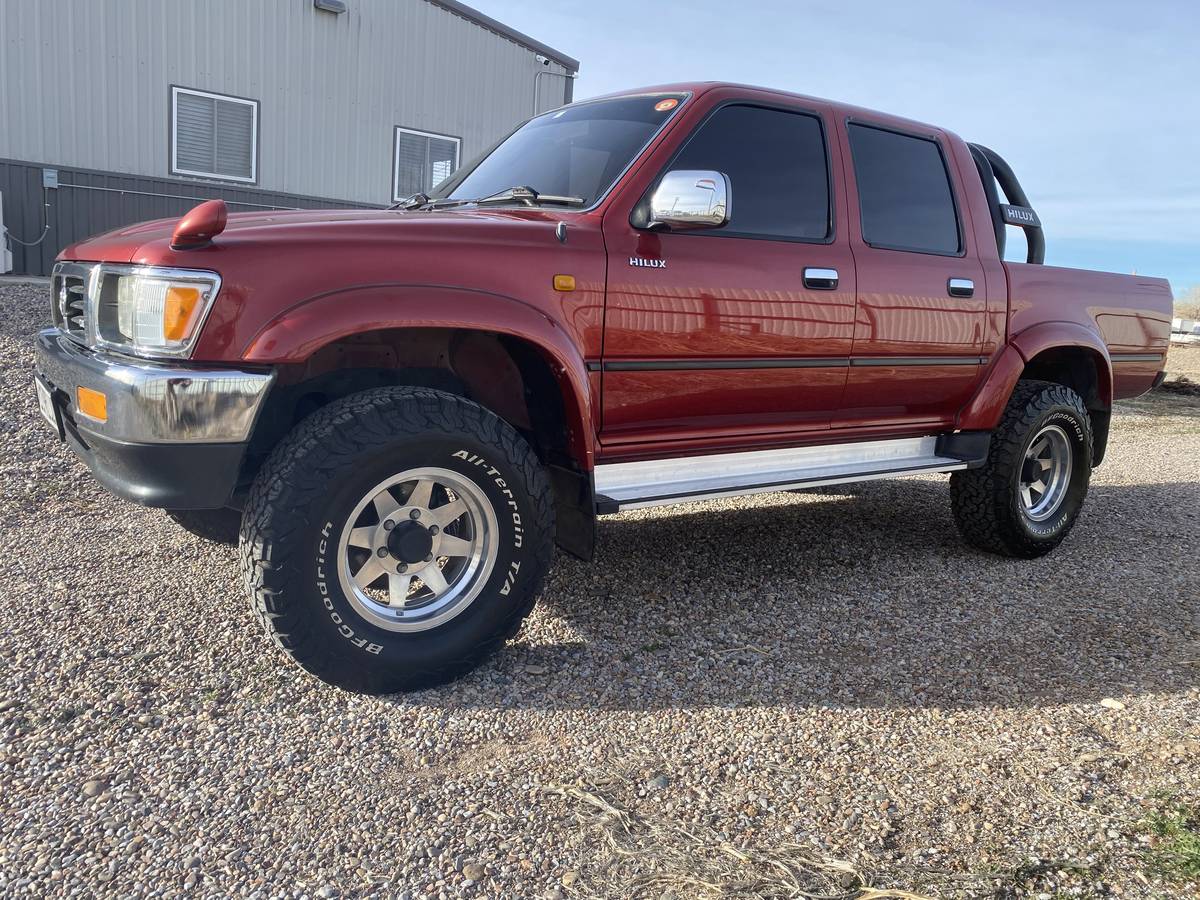 Toyota-hilux-diesel-1995-red-3