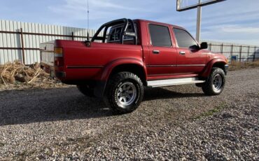 Toyota-hilux-diesel-1995-red-6