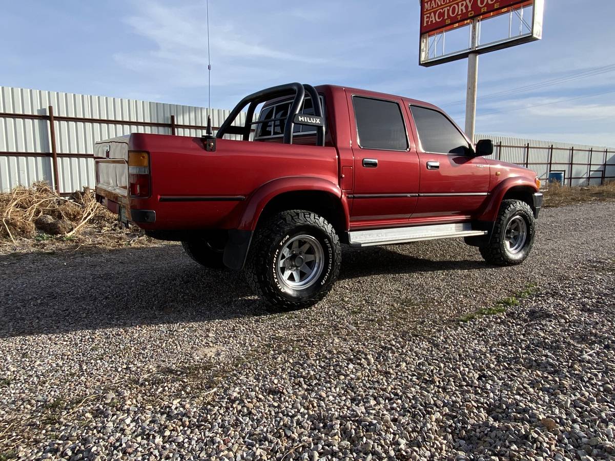 Toyota-hilux-diesel-1995-red-6