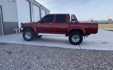Toyota-hilux-diesel-1995-red-8