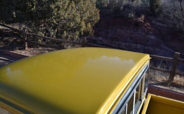 Toyota-hilux-pickup-truck-1976-yellow-10