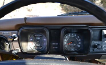 Toyota-hilux-pickup-truck-1976-yellow-19