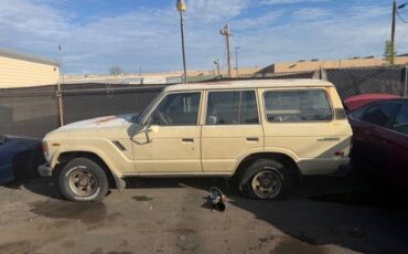 Toyota-land-cruiser-1983-yellow-1