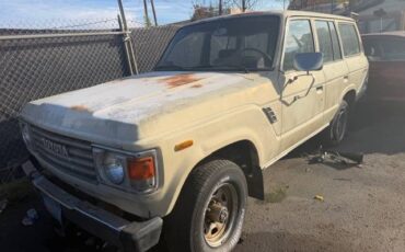 Toyota-land-cruiser-1983-yellow