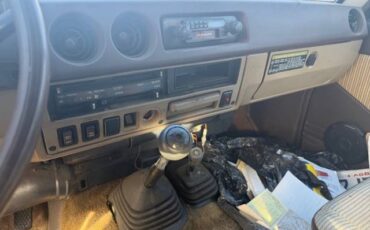 Toyota-land-cruiser-1983-yellow-7