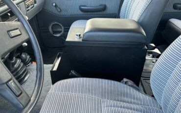 Toyota-land-cruiser-1985-silver-8