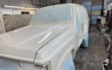 Toyota-land-cruiser-1986-white-1