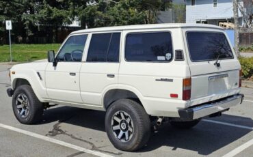 Toyota-land-cruiser-1986-white-2