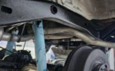 Toyota-land-cruiser-1986-white-3