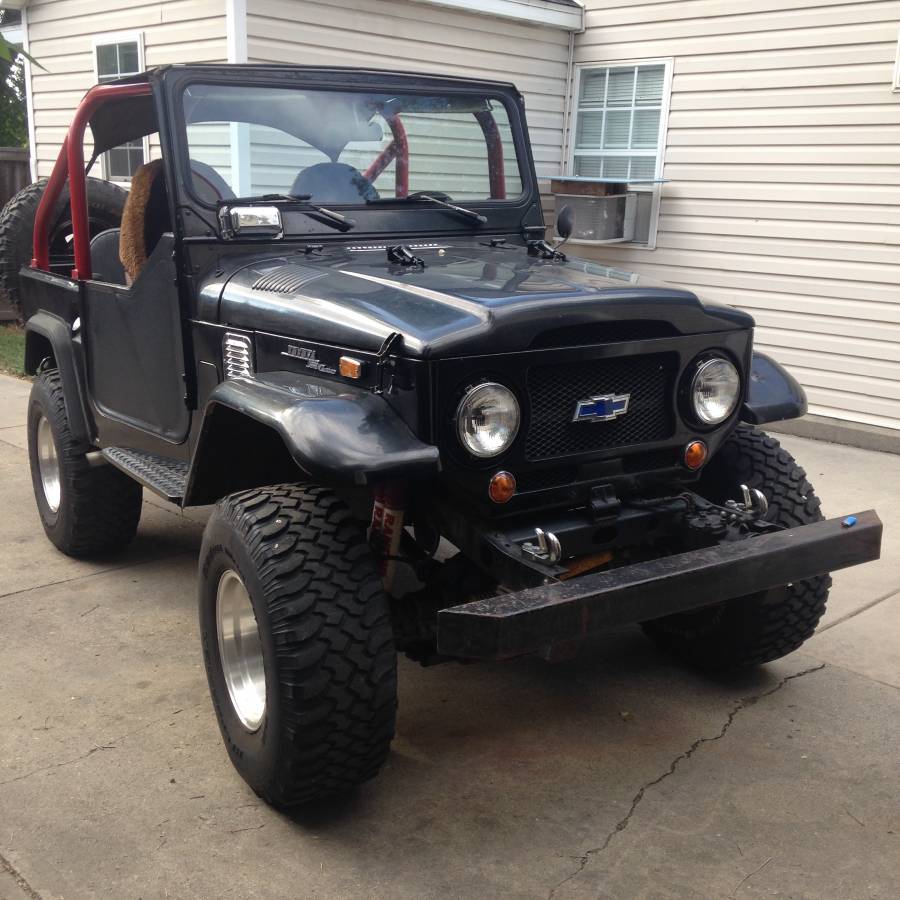 Toyota-land-cruiser-fj40-1967-black-5