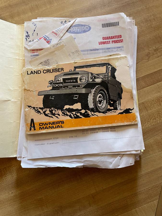 Toyota-land-cruiser-fj40-1969-silver-4