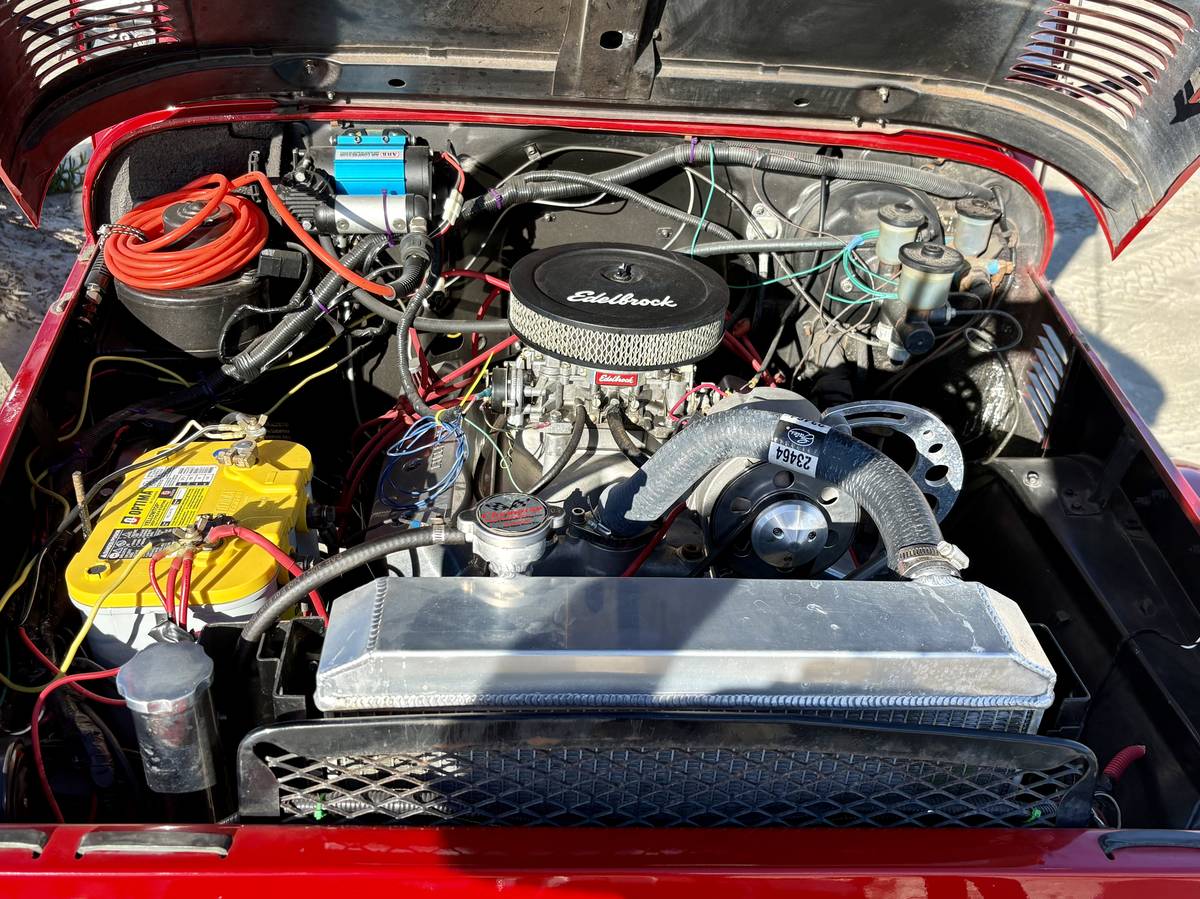 Toyota-land-cruiser-fj40-1972-red-11