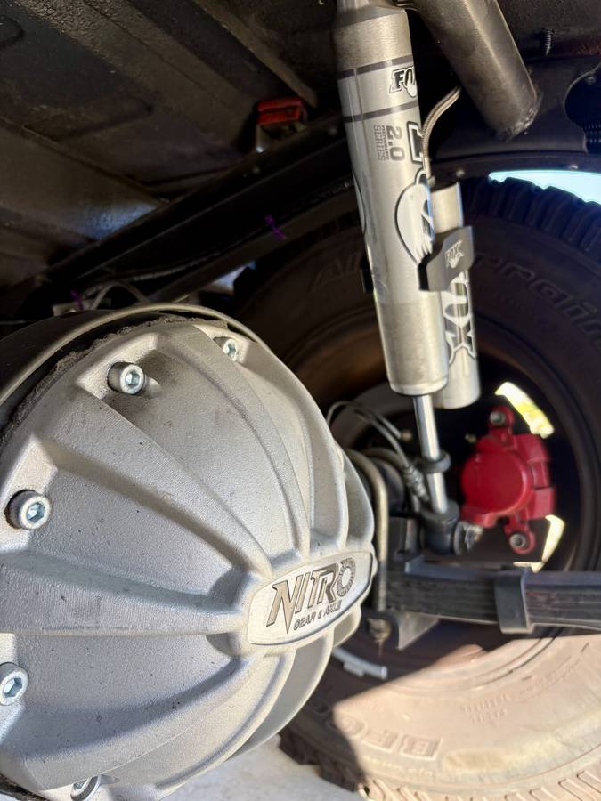 Toyota-land-cruiser-fj40-1972-red-34