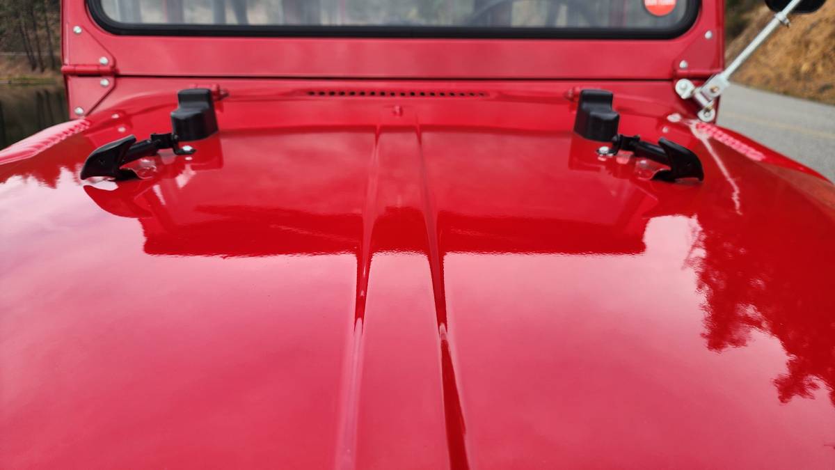 Toyota-land-cruiser-fj40-1972-red-7