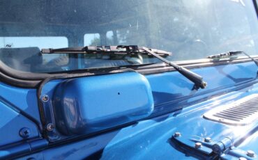 Toyota-land-cruiser-fj40-1981-blue-1