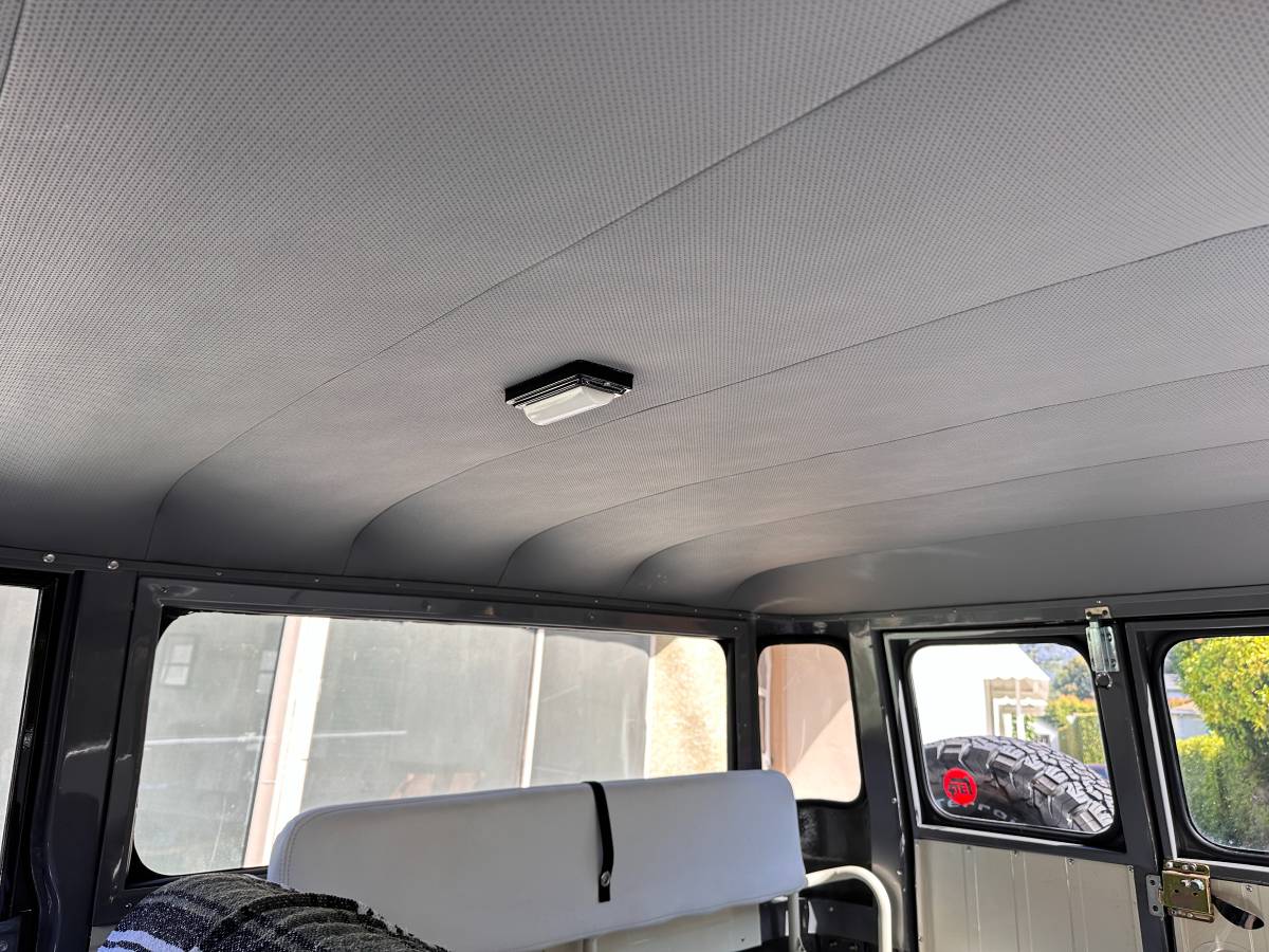 Toyota-land-cruiser-fj43-1970-grey-13